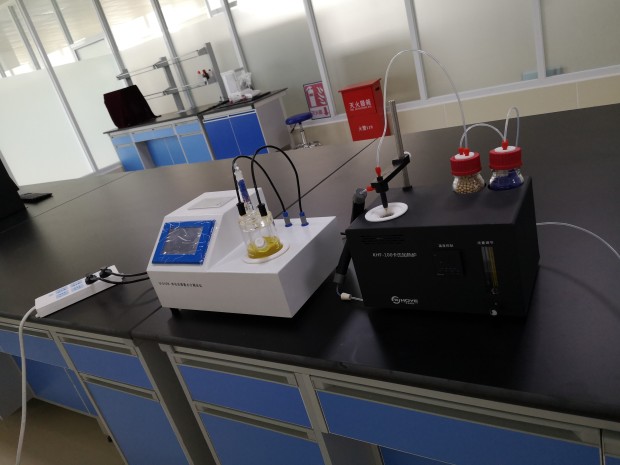 V310S-KHF鋰電池專用卡氏爐水分儀走進國內(nèi)領(lǐng)先的石墨和石墨烯生產(chǎn)商 V310S-KHF鋰電池專用卡氏爐水分儀走進國內(nèi)領(lǐng)先的石墨和石墨烯生產(chǎn)商