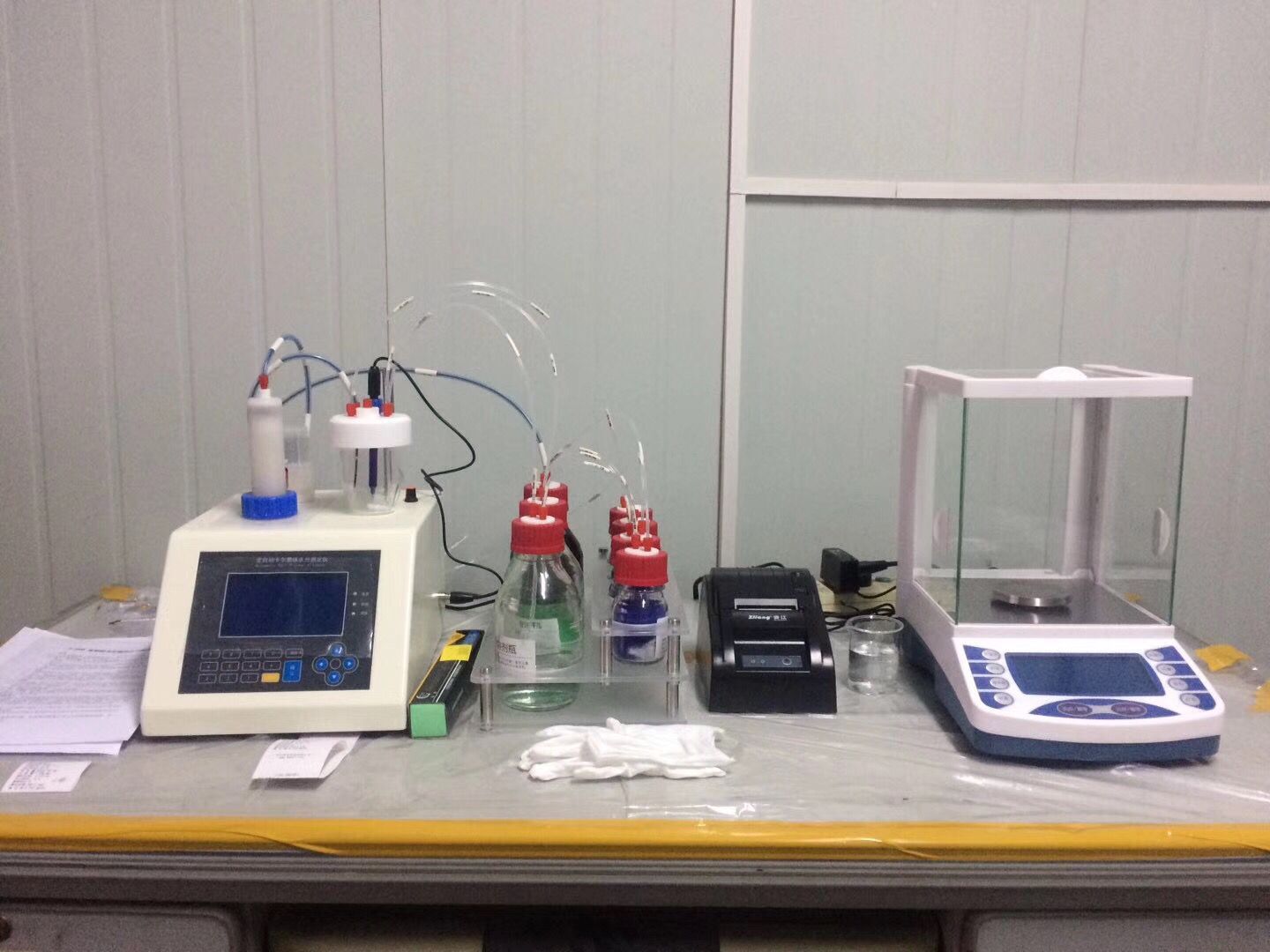 山東德士力新材料購買S-300卡爾費休水分測定儀檢測PU原料中的水分 山東德士力新材料購買S-300卡爾費休水分測定儀檢測PU原料中的水分