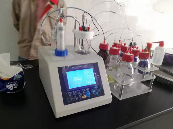 禾業工程師走進江漢油田、江西金海新能源交流水分檢測