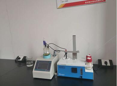 楓葉管業購買我公司的V310S-KHF卡氏加熱爐檢測聚乙烯(PE)中的水分 楓葉管業購買我公司的V310S-KHF卡氏加熱爐檢測聚乙烯(PE)中的水分