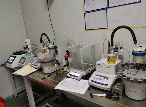 動力電池行業知名客戶兩次購買我公司4套V310S-KHF多工位卡氏加熱爐水分測定儀 動力電池行業知名客戶兩次購買我公司4套V310S-KHF多工位卡氏加熱爐水分測定儀