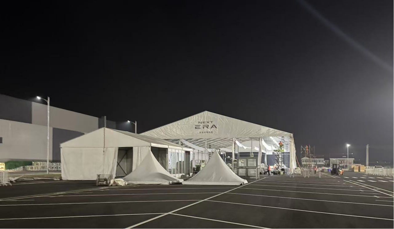 2025 南通如皋斯堪尼亞新品發(fā)布會(huì)篷房項(xiàng)目：商用車領(lǐng)域戶外高端活動(dòng)的空間定制典范